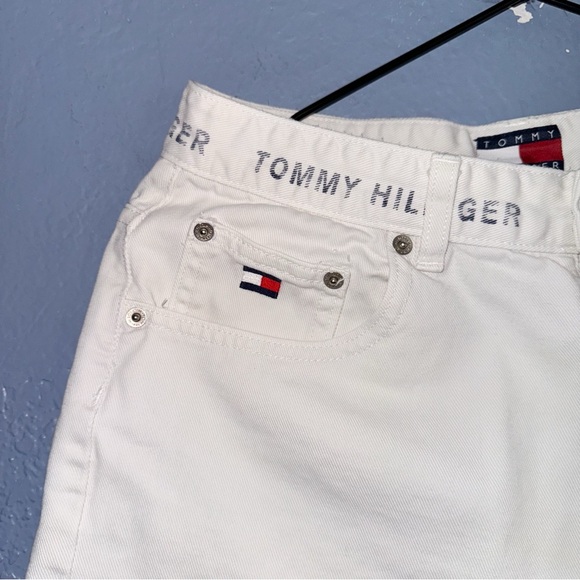 Tommy Hilfiger White 80s Jean Shorts Size 12/28” - Picture 3 of 6